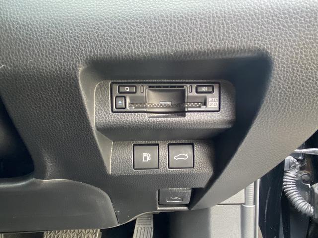 クラウンクロスオーバー Ｇアドバンスド・レザーパッケージ　フルセグナビ・全周囲カメラ・ＢＴオーディオ・２１ＡＷ・黒革シート・ベンチレーション・ＬＥＤライト・ステアリングヒーター・レーダークルーズ・コーナーセンサー・ＥＴＣ・セーフティセンス・ＢＳＭ・ＨＵＤ（14枚目）