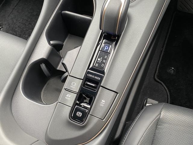 クラウンクロスオーバー Ｇアドバンスド・レザーパッケージ　フルセグナビ・全周囲カメラ・ＢＴオーディオ・２１ＡＷ・黒革シート・ベンチレーション・ＬＥＤライト・ステアリングヒーター・レーダークルーズ・コーナーセンサー・ＥＴＣ・セーフティセンス・ＢＳＭ・ＨＵＤ（46枚目）