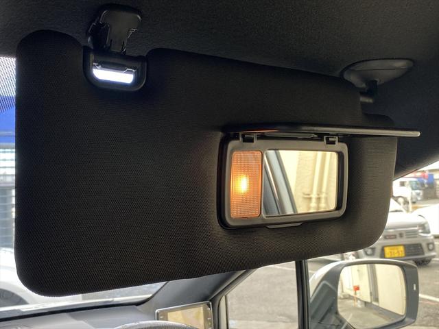 ＷＲＸ ＳＴＩ ＳＴＩ　タイプＳ　フルセグナビ・バックカメラ・ＢＴオーディオ・ＳＴＩエアロ・１８ＡＷ・ハーフレザーシート・ＬＥＤライト・フォグ・本革巻ステアリング・ＥＴＣ・フロアマット・大型スポイラー・ＵＳＢ・ミラーウィンカー（48枚目）