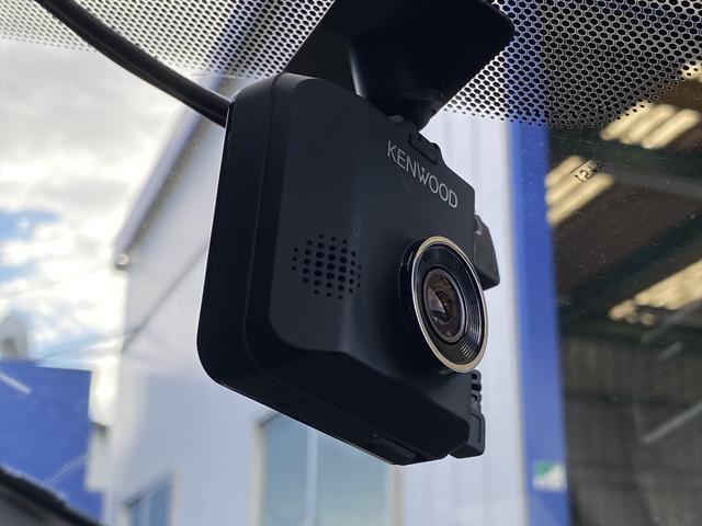 ＷＲＸ ＳＴＩ ＳＴＩ　タイプＳ　フルセグナビ・バックカメラ・ＢＴオーディオ・ＳＴＩエアロ・１８ＡＷ・ハーフレザーシート・ＬＥＤライト・フォグ・本革巻ステアリング・ＥＴＣ・フロアマット・大型スポイラー・ＵＳＢ・ミラーウィンカー（52枚目）