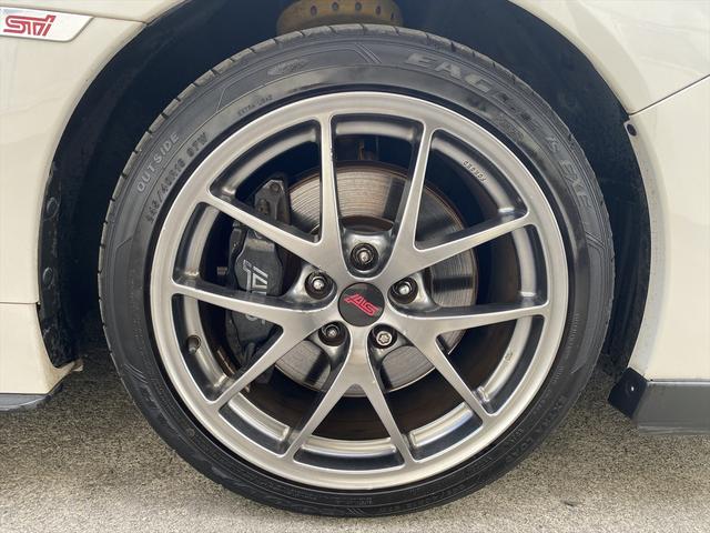 ＷＲＸ ＳＴＩ ＳＴＩ　タイプＳ　フルセグナビ・バックカメラ・ＢＴオーディオ・ＳＴＩエアロ・１８ＡＷ・ハーフレザーシート・ＬＥＤライト・フォグ・本革巻ステアリング・ＥＴＣ・フロアマット・大型スポイラー・ＵＳＢ・ミラーウィンカー（67枚目）