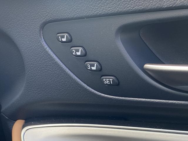 ＲＣ ＲＣ３００ｈ　バージョンＬ　後期・ワンオーナー・マークレビンソン・フルセグナビ・バックカメラ・ＢＴオーディオ・１９ＡＷ・茶革シート・ベンチレーション・ＬＥＤライト・ステアリングヒーター・ＥＴＣ・レクサスセーフティシステム・ＢＳＭ（47枚目）