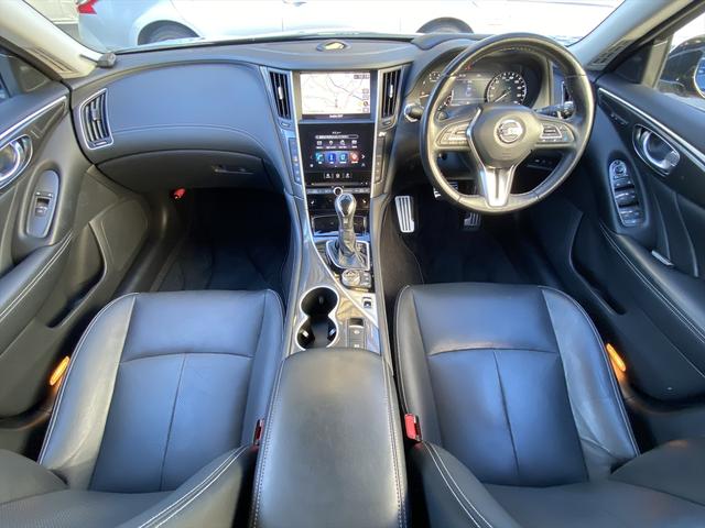 スカイライン ３５０ＧＴ　ハイブリッド　タイプＳＰ　後期・フルセグナビ・全周囲カメラ・ＢＴオーディオ・１９ＡＷ・黒革シート・シートヒーター・ＬＥＤライト・フォグ・レーダークルーズ・コーナーセンサー・ＥＴＣ・全方位運転支援システム・ＢＳＭ・ＨＵＤ（3枚目）