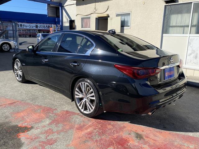 スカイライン ３５０ＧＴ　ハイブリッド　タイプＳＰ　後期・フルセグナビ・全周囲カメラ・ＢＴオーディオ・１９ＡＷ・黒革シート・シートヒーター・ＬＥＤライト・フォグ・レーダークルーズ・コーナーセンサー・ＥＴＣ・全方位運転支援システム・ＢＳＭ・ＨＵＤ（30枚目）