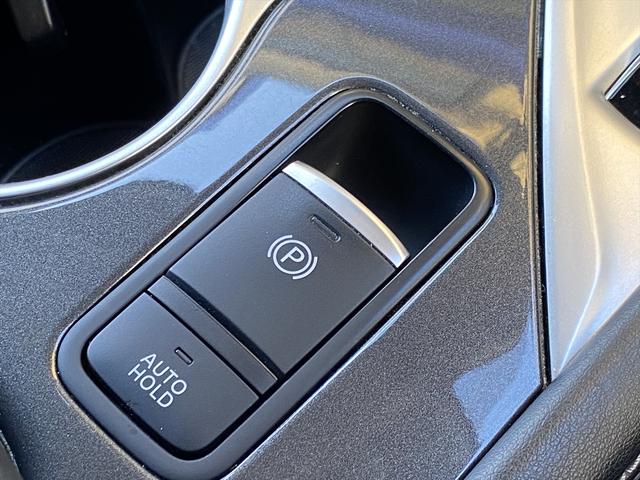 スカイライン ３５０ＧＴ　ハイブリッド　タイプＳＰ　後期・フルセグナビ・全周囲カメラ・ＢＴオーディオ・１９ＡＷ・黒革シート・シートヒーター・ＬＥＤライト・フォグ・レーダークルーズ・コーナーセンサー・ＥＴＣ・全方位運転支援システム・ＢＳＭ・ＨＵＤ（41枚目）