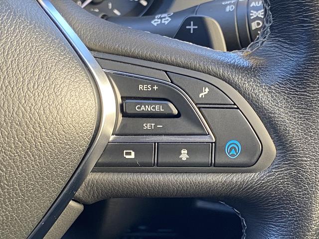 スカイライン ３５０ＧＴ　ハイブリッド　タイプＳＰ　後期・フルセグナビ・全周囲カメラ・ＢＴオーディオ・１９ＡＷ・黒革シート・シートヒーター・ＬＥＤライト・フォグ・レーダークルーズ・コーナーセンサー・ＥＴＣ・全方位運転支援システム・ＢＳＭ・ＨＵＤ（46枚目）