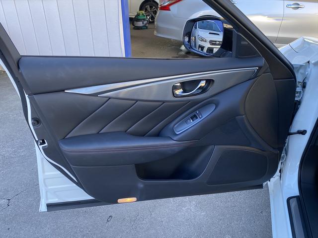 スカイライン ４００Ｒ　後期・フルセグナビ・全周囲カメラ・ＢＴオーディオ・１９ＡＷ・黒革シート・シートヒーター・ＬＥＤライト・フォグ・レーダークルーズ・コーナーセンサー・パドルシフト・ＥＴＣ・全方位運転支援システム・ＢＳＭ（33枚目）