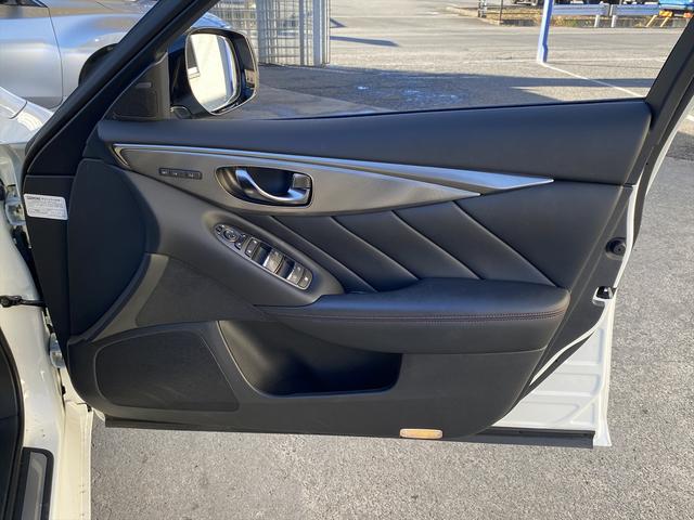 スカイライン ４００Ｒ　後期・フルセグナビ・全周囲カメラ・ＢＴオーディオ・１９ＡＷ・黒革シート・シートヒーター・ＬＥＤライト・フォグ・レーダークルーズ・コーナーセンサー・パドルシフト・ＥＴＣ・全方位運転支援システム・ＢＳＭ（34枚目）