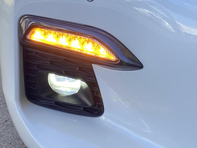 スカイライン ４００Ｒ　後期・フルセグナビ・全周囲カメラ・ＢＴオーディオ・１９ＡＷ・黒革シート・シートヒーター・ＬＥＤライト・フォグ・レーダークルーズ・コーナーセンサー・パドルシフト・ＥＴＣ・全方位運転支援システム・ＢＳＭ（61枚目）