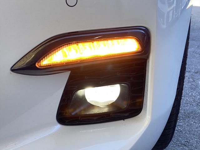 スカイライン ４００Ｒ　後期・フルセグナビ・全周囲カメラ・ＢＴオーディオ・１９ＡＷ・黒革シート・シートヒーター・ＬＥＤライト・フォグ・レーダークルーズ・コーナーセンサー・パドルシフト・ＥＴＣ・全方位運転支援システム・ＢＳＭ（62枚目）