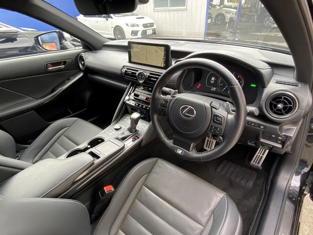 ＩＳ ＩＳ３００ｈ　Ｆスポーツ　後期・マークレビンソン・フルセグナビ・全周囲カメラ・ＢＴオーディオ・１９ＡＷ・黒革シート・ベンチレーション・ＬＥＤライト・フォグ・ステアリングヒーター・Ｃセンサー・レクサスセーフティシステム・ＢＳＭ（31枚目）