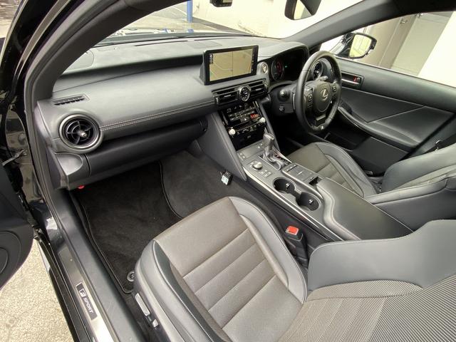 ＩＳ ＩＳ３００ｈ　Ｆスポーツ　後期・マークレビンソン・フルセグナビ・全周囲カメラ・ＢＴオーディオ・１９ＡＷ・黒革シート・ベンチレーション・ＬＥＤライト・フォグ・ステアリングヒーター・Ｃセンサー・レクサスセーフティシステム・ＢＳＭ（36枚目）