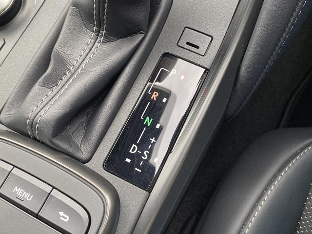 ＩＳ ＩＳ３００ｈ　Ｆスポーツ　後期・マークレビンソン・フルセグナビ・全周囲カメラ・ＢＴオーディオ・１９ＡＷ・黒革シート・ベンチレーション・ＬＥＤライト・フォグ・ステアリングヒーター・Ｃセンサー・レクサスセーフティシステム・ＢＳＭ（47枚目）