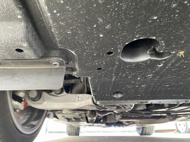 ＩＳ ＩＳ３００ｈ　Ｆスポーツ　後期・マークレビンソン・フルセグナビ・全周囲カメラ・ＢＴオーディオ・１９ＡＷ・黒革シート・ベンチレーション・ＬＥＤライト・フォグ・ステアリングヒーター・Ｃセンサー・レクサスセーフティシステム・ＢＳＭ（71枚目）