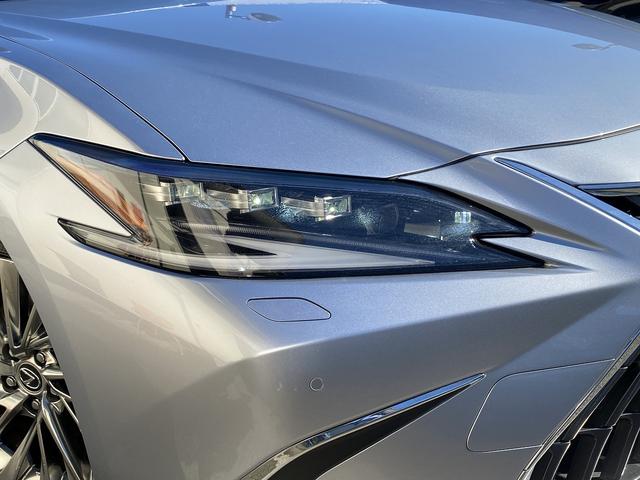 ＥＳ ＥＳ３００ｈ　バージョンＬ　後期・サンルーフ・フルセグナビ・全周囲カメラ・ＢＴオーディオ・１８ＡＷ・コンビ革シート・ベンチレーション・ＬＥＤライト・ステアリングヒーター・デジタルミラー・レクサスセーフティシステム・ＢＳＭ・ＨＵＤ（61枚目）