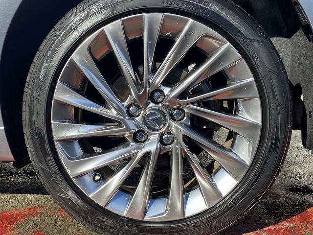 ＥＳ ＥＳ３００ｈ　バージョンＬ　後期・サンルーフ・フルセグナビ・全周囲カメラ・ＢＴオーディオ・１８ＡＷ・コンビ革シート・ベンチレーション・ＬＥＤライト・ステアリングヒーター・デジタルミラー・レクサスセーフティシステム・ＢＳＭ・ＨＵＤ（65枚目）