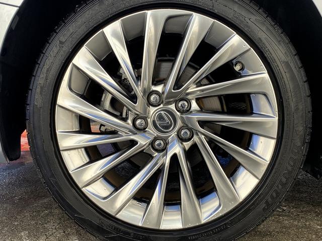 ＥＳ ＥＳ３００ｈ　バージョンＬ　後期・サンルーフ・フルセグナビ・全周囲カメラ・ＢＴオーディオ・１８ＡＷ・コンビ革シート・ベンチレーション・ＬＥＤライト・ステアリングヒーター・デジタルミラー・レクサスセーフティシステム・ＢＳＭ・ＨＵＤ（67枚目）