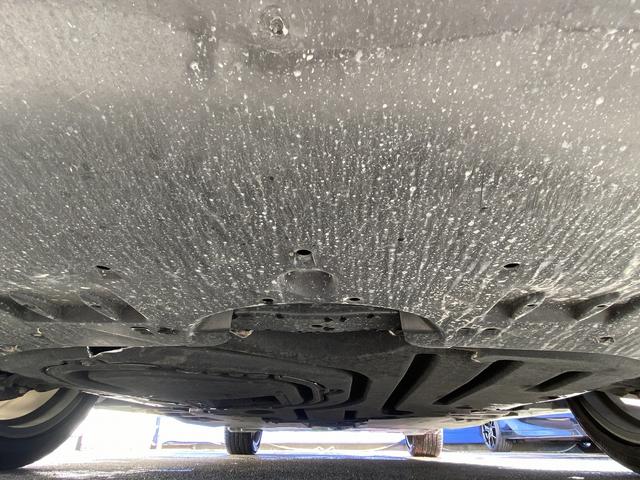 ＥＳ ＥＳ３００ｈ　バージョンＬ　後期・サンルーフ・フルセグナビ・全周囲カメラ・ＢＴオーディオ・１８ＡＷ・コンビ革シート・ベンチレーション・ＬＥＤライト・ステアリングヒーター・デジタルミラー・レクサスセーフティシステム・ＢＳＭ・ＨＵＤ（74枚目）