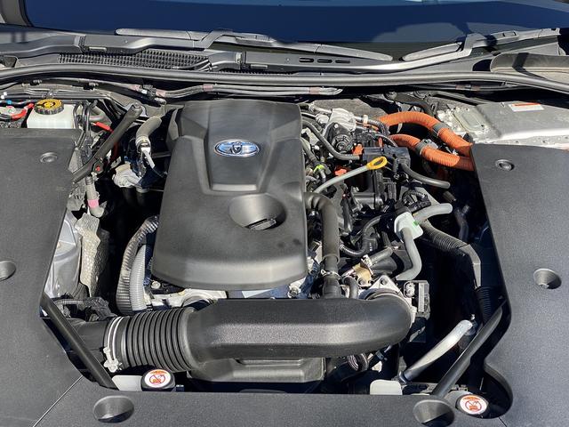 クラウンハイブリッド Ｇ　Ｆｏｕｒ　ワンオーナー・フルセグナビ・バックカメラ・ＢＴオーディオ・１７ＡＷ・全席パワーシート・シートヒーター・ＬＥＤライト・フォグ・ステアリングヒーター・レーダークルーズ・セーフティセンス・ＢＳＭ・ＨＵＤ（72枚目）