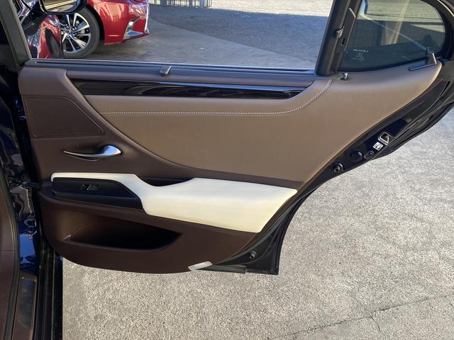 ＥＳ ＥＳ３００ｈ　バージョンＬ　サンルーフ・フルセグナビ・全周囲カメラ・ＢＴオーディオ・１８ＡＷ・コンビ革シート・ベンチレーション・ＬＥＤライト・ステアリングヒーター・レーダークルーズ・レクサスセーフティシステム・ＢＳＭ・ＨＵＤ（36枚目）