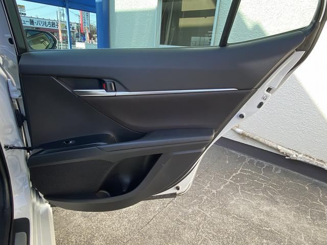 カムリ Ｇ　ワンオーナー・フルセグナビ・バックカメラ・ＢＴオーディオ・１７ＡＷ・パワーシート・ＬＥＤライト・フォグ・コーナーセンサー・本革巻ステアリング・ＥＴＣ・レーダークルーズ・セーフティセンス・ＢＳＭ（34枚目）