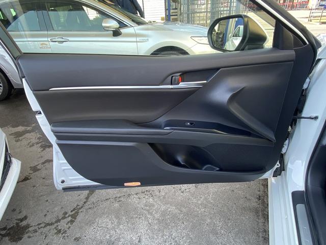 カムリ Ｇ　ワンオーナー・フルセグナビ・バックカメラ・ＢＴオーディオ・１７ＡＷ・パワーシート・ＬＥＤライト・フォグ・コーナーセンサー・本革巻ステアリング・ＥＴＣ・レーダークルーズ・セーフティセンス・ＢＳＭ（37枚目）