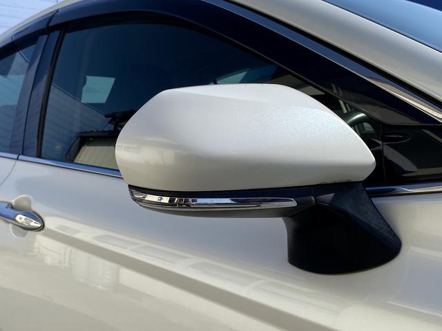 カムリ Ｇ　ワンオーナー・フルセグナビ・バックカメラ・ＢＴオーディオ・１７ＡＷ・パワーシート・ＬＥＤライト・フォグ・コーナーセンサー・本革巻ステアリング・ＥＴＣ・レーダークルーズ・セーフティセンス・ＢＳＭ（54枚目）