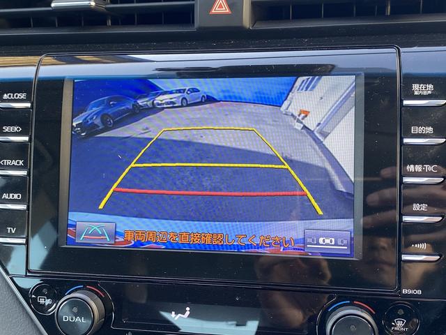 カムリ Ｇレザーパッケージ　フルセグナビ・バックカメラ・ＢＴオーディオ・１８ＡＷ・黒革シート・シートヒーター・ＬＥＤライト・フォグ・コーナーセンサー・ドアバイザー・レーダークルーズ・ＥＴＣ・セーフティセンス・ＢＳＭ・ＨＵＤ（8枚目）