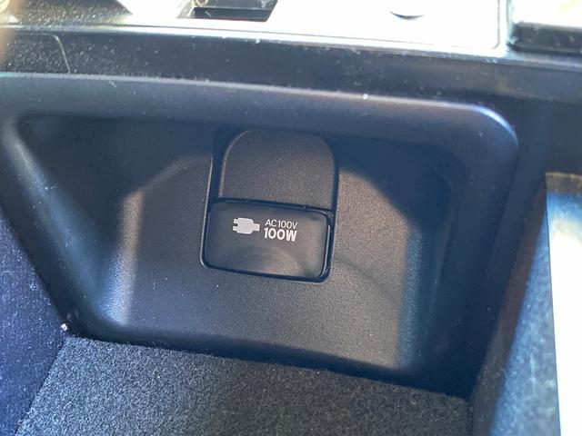 クラウンハイブリッド ＲＳアドバンス　モデリスタクールシャインキット・フルセグナビ・バックカメラ・ＢＴオーディオ・１９ＡＷ・ハーフレザーシート・シートヒーター・ＬＥＤライト・フォグ・ステアリングヒーター・レーダークルーズ・ＥＴＣ・ＵＳＢ（14枚目）