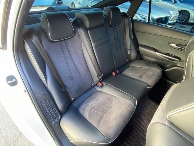 クラウンハイブリッド ＲＳアドバンス　モデリスタクールシャインキット・フルセグナビ・バックカメラ・ＢＴオーディオ・１９ＡＷ・ハーフレザーシート・シートヒーター・ＬＥＤライト・フォグ・ステアリングヒーター・レーダークルーズ・ＥＴＣ・ＵＳＢ（35枚目）