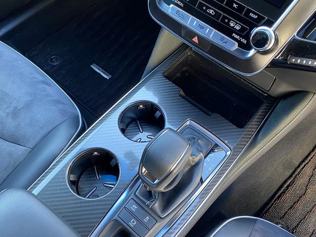 クラウンハイブリッド ＲＳアドバンス　モデリスタクールシャインキット・フルセグナビ・バックカメラ・ＢＴオーディオ・１９ＡＷ・ハーフレザーシート・シートヒーター・ＬＥＤライト・フォグ・ステアリングヒーター・レーダークルーズ・ＥＴＣ・ＵＳＢ（58枚目）