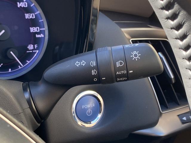 クラウンハイブリッド Ｓ　Ｆｏｕｒ　エレガンススタイルＩＩＩ　後期・フルセグナビ・全周囲カメラ・ＢＴオーディオ・１８ＡＷ・ハーフレザーシート・シートヒーター・ＬＥＤライト・フォグ・ステアリングヒーター・全ドアイージークローザーセーフティセンス・ＢＳＭ・ＨＵＤ（44枚目）