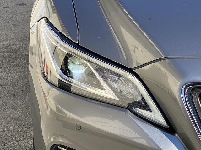 クラウンハイブリッド Ｓ　Ｆｏｕｒ　エレガンススタイルＩＩＩ　後期・フルセグナビ・全周囲カメラ・ＢＴオーディオ・１８ＡＷ・ハーフレザーシート・シートヒーター・ＬＥＤライト・フォグ・ステアリングヒーター・全ドアイージークローザーセーフティセンス・ＢＳＭ・ＨＵＤ（50枚目）