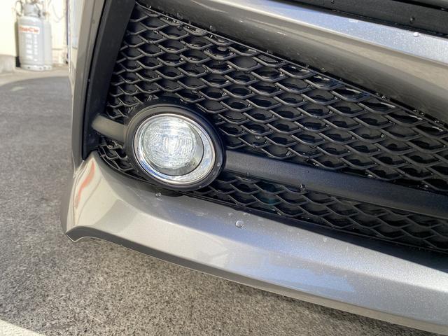 クラウンハイブリッド Ｓ　Ｆｏｕｒ　エレガンススタイルＩＩＩ　後期・フルセグナビ・全周囲カメラ・ＢＴオーディオ・１８ＡＷ・ハーフレザーシート・シートヒーター・ＬＥＤライト・フォグ・ステアリングヒーター・全ドアイージークローザーセーフティセンス・ＢＳＭ・ＨＵＤ（54枚目）