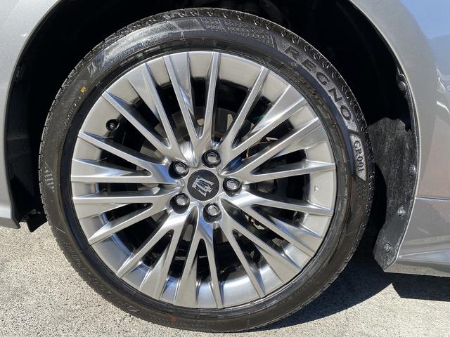 クラウンハイブリッド Ｓ　Ｆｏｕｒ　エレガンススタイルＩＩＩ　後期・フルセグナビ・全周囲カメラ・ＢＴオーディオ・１８ＡＷ・ハーフレザーシート・シートヒーター・ＬＥＤライト・フォグ・ステアリングヒーター・全ドアイージークローザーセーフティセンス・ＢＳＭ・ＨＵＤ（69枚目）