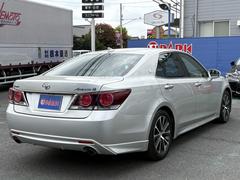 こちらのお車にはメーカーナビ地デジ・Ｂカメラ・ＣＤ・ＤＶＤ・ブルーレイ・ブルートゥース・ＥＴＣ・ＵＳＢ・レーダークルーズ・コーナーセンサー・ＬＥＤライト・フォグ・１７アルミ・スマートキーが装備！ 6