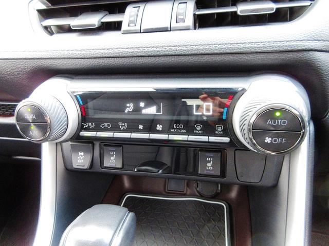 ハイブリッドG Sセンス フルセグナビBカメ Bluetooth 合皮シート LEDライト Cセンサー レーダークルーズ レーンディパーチャーオートHIビーム BSM PバックD ステアヒーター シートヒーター(11枚目)
