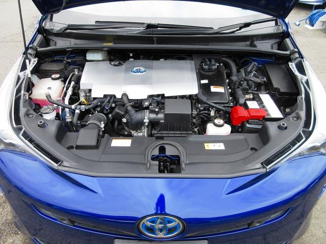 A Sセンス 地デジナビ HUD BSM LEDライト フォグ レーダークルーズ レーンディパーチャー オートHIビーム Cセンサー アイドリングストップ ドアバイザー プライバシーガラス(18枚目)