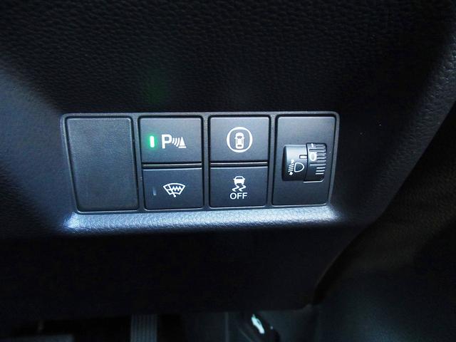 ネス ホンダセンシング 地デジナビ LEDライト フォグ Cセンサー レーダークルーズ レーンディパーチャー スマキー プライバシーガラス ドアバイザー ミラーウィンカー 16AW アイドリングストップ(10枚目)