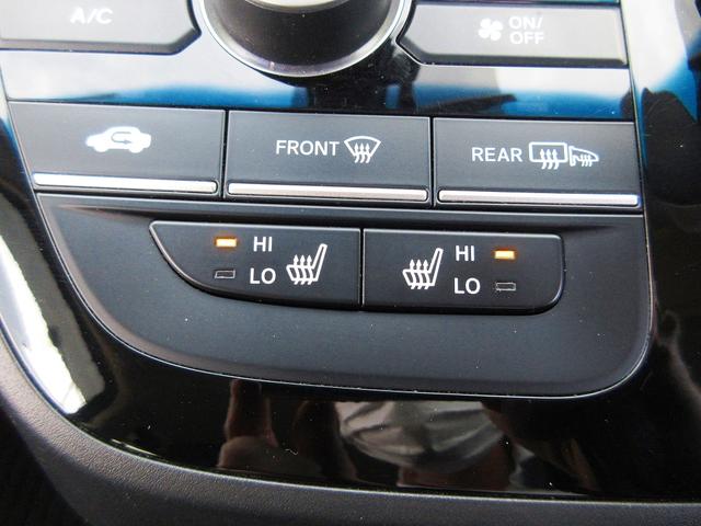 ハイブリッドG・ホンダセンシング 両側パワースライド 4WD 純正ナビTV バックカメラ Bluetooth シートヒーター LEDライト LEDフォグ ETC スマートキー 前後コーナーセンサー AUTOライト ドアバイザー 記保(12枚目)