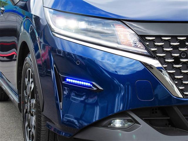 オーテック クロスオーバー FOUR 4WD・エマブレ・全周囲カメラ・フルセグナビ・BTオーディオ・LEDライト・Cソナー・BSM・LKA・オートHIビーム・プライバシーガラス・ドアバイザー・ステア・シートヒーター・専用シート・スマキー(8枚目)