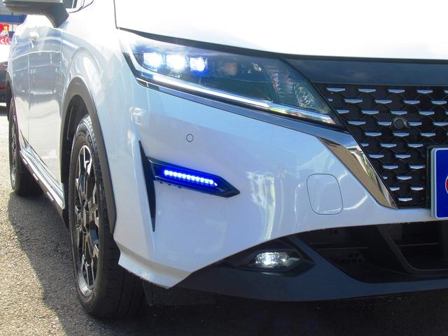 オーテック クロスオーバー フルセグナビ・Bカメラ・LEDライト・BTオーディオ・Cソナー・合皮シート・ETC・ドラレコ・オートHIビーム・ドアバイザー・プライバシーガラス・USB・本革ステア・専用16AW・オートライト(10枚目)