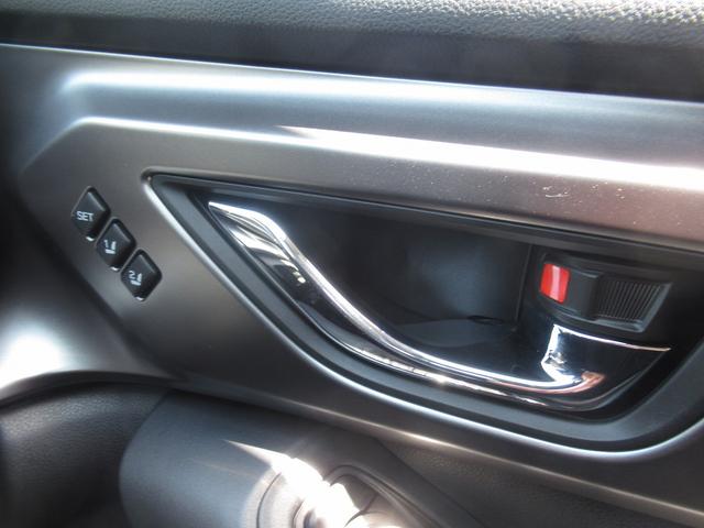 インプレッサ ＳＴ－Ｈ　アイサイト・１１．６インチディスプレイナビ・フルセグ・Ｃａｒｐｌａｙ・Ｂｌｕｅｔｏｏｔｈ・全周囲カメラ・ステアヒーター・ヒーター付ＰＷシート・ＥＴＣ・ＡＣＣ・ＬＫＡ・ＢＳＭ・Ｃセンサー・純正１７ＡＷ（13枚目）