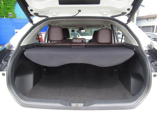ヤリスクロス ハイブリッドＺ　セーフティセンス・ディスプレイオーディオ・ナビＴＶ・Ｃａｒｐｌａｙ・Ｂｌｕｅｔｏｏｔｈ・全周囲カメラ・ＡＣＣ・ＢＳＭ・ＬＤＡ・ＰＷバックドア・ＰＷシート・シートヒーター・オートＨＩビーム・ＥＴＣ２．０（7枚目）