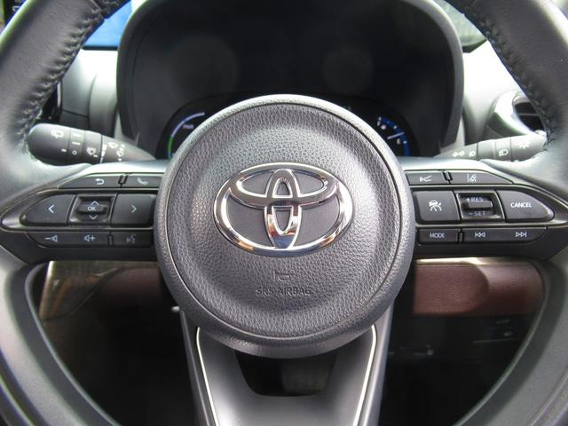 ヤリスクロス ハイブリッドＺ　セーフティセンス・ディスプレイオーディオ・ナビＴＶ・Ｃａｒｐｌａｙ・Ｂｌｕｅｔｏｏｔｈ・全周囲カメラ・ＡＣＣ・ＢＳＭ・ＬＤＡ・ＰＷバックドア・ＰＷシート・シートヒーター・オートＨＩビーム・ＥＴＣ２．０（11枚目）