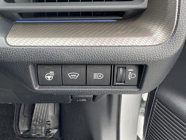 プリウス Ｚ　ディスプレイオーディオ・ナビＴＶ・Ｃａｒｐｌａｙ・Ｂｌｕｅｔｏｏｔｈ・全周囲カメラ・ＰＷバックドア・合皮レザーＰＷシート・ベンチレーションシート・ＡＣＣ・ＬＤＡ・ＢＳＭ・コーナーセンサー・ＥＴＣ２．０（13枚目）