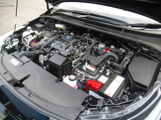カローラツーリング ハイブリッド　ダブルバイビー　セーフティセンス・１０．５インチディスプレイオーディオ・フルセグＴＶ・Ｃａｒｐｌａｙ・Ｂｌｕｅｔｏｏｔｈ・バックカメラ・ＬＥＤヘッドライト・オートＨＩビーム・ＡＣＣ・ＬＤＡ・Ｃセンサー・ＥＴＣ２．０（62枚目）
