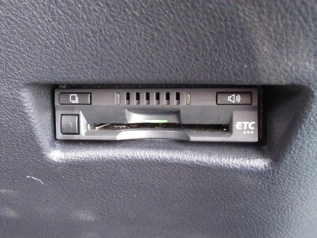 シエンタ ハイブリッドＧ　ワンオーナー・セーフティセンス・クルコン・純正ナビ・フルセグ・バックカメラ・Ｂｌｕｅｔｏｏｔｈ・ＣＤ／ＤＶＤ再生・両側ＰＷスライドドア・ＬＤＡ・ＬＥＤヘッドライト・オートＨＩビーム・Ｃセンサー・ＥＴＣ（12枚目）