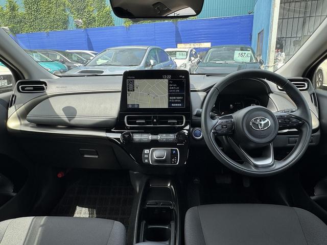 アクア Ｚ　セーフティセンス・１０．５型ディスプレイオーディオ・フルセグナビ・ＣａｒＰｌａｙ・ＥＴＣ・両側パワースライド・全周囲カメラ・ＡＣ１００Ｖ・Ｐアシスト・クリアランスソナー・ＢＳＭ・ＨＵＤ・純正１５ＡＷ（4枚目）