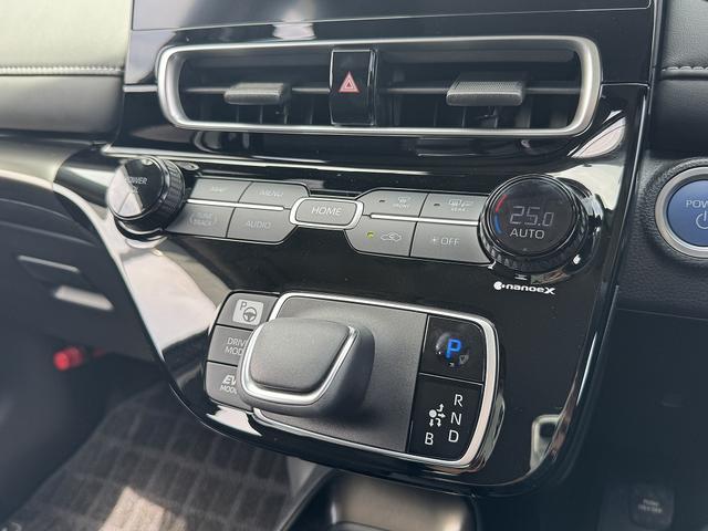 アクア Ｚ　セーフティセンス・１０．５型ディスプレイオーディオ・フルセグナビ・ＣａｒＰｌａｙ・ＥＴＣ・両側パワースライド・全周囲カメラ・ＡＣ１００Ｖ・Ｐアシスト・クリアランスソナー・ＢＳＭ・ＨＵＤ・純正１５ＡＷ（10枚目）